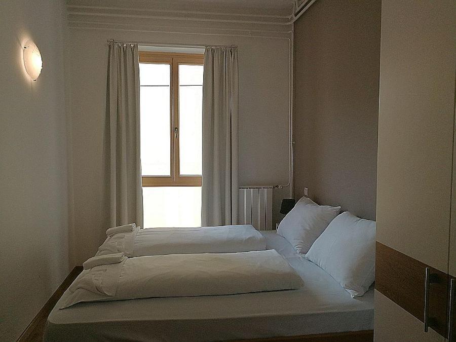 Hotel Dvorec トールミン エクステリア 写真